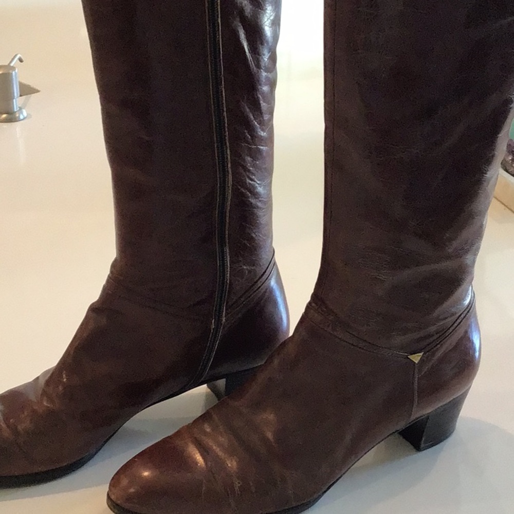 Authentic vintage Ferragamo brown riding boots.